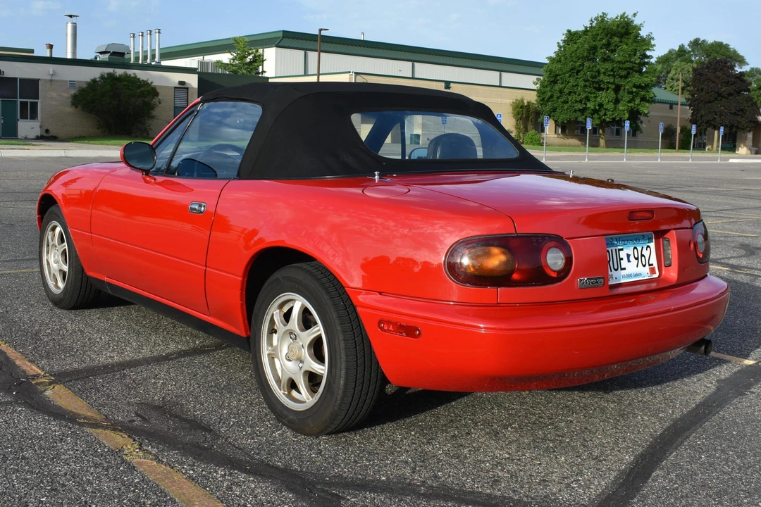 1993 Mazda NA MX-5 Miata - Image 4 of 8