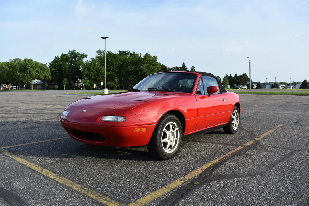 1993 Mazda NA MX-5 Miata - Image 6 of 8