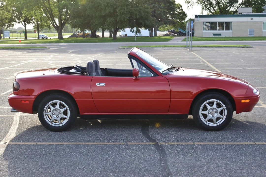 1993 Mazda NA MX-5 Miata - Image 3 of 8