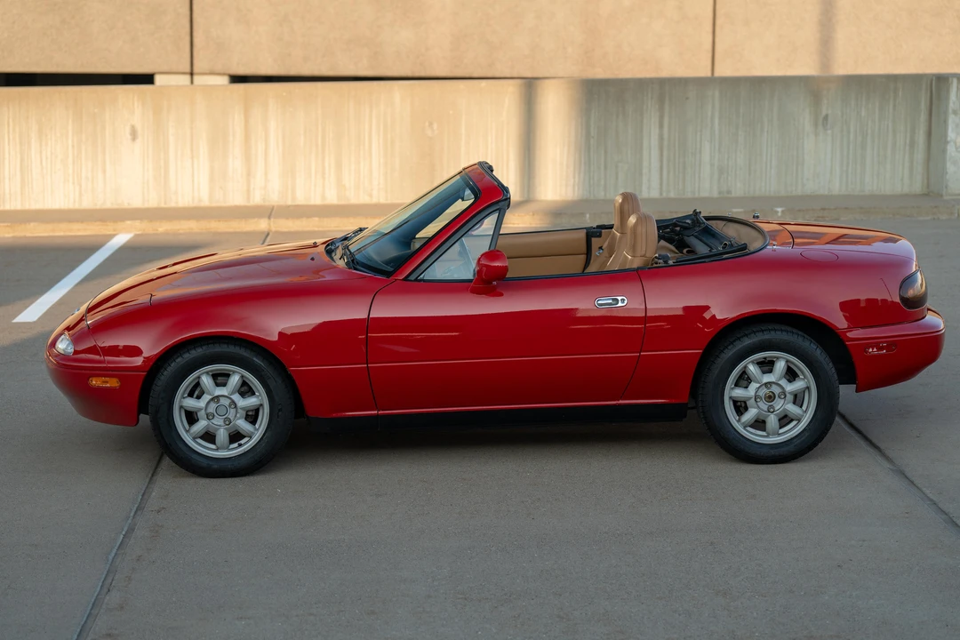 1993 Mazda NA MX-5 Miata - Image 9 of 31