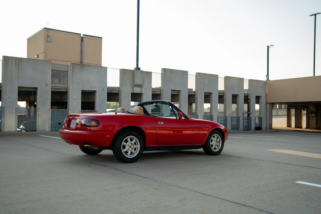 1993 Mazda NA MX-5 Miata - Image 18 of 31