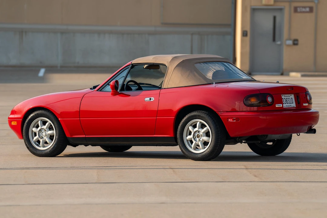 1993 Mazda NA MX-5 Miata - Image 4 of 31