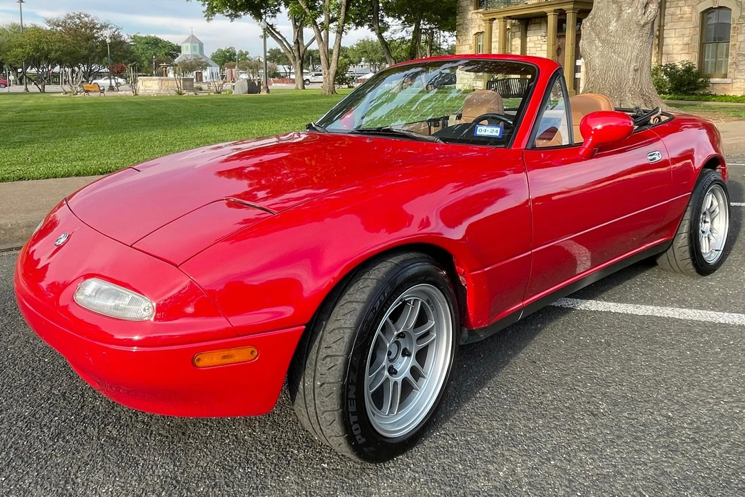 1993 Mazda NA MX-5 Miata - Image 9 of 31