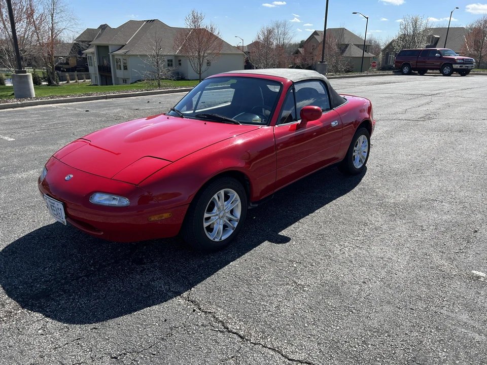 1993 Mazda NA MX-5 Miata - Image 14 of 31