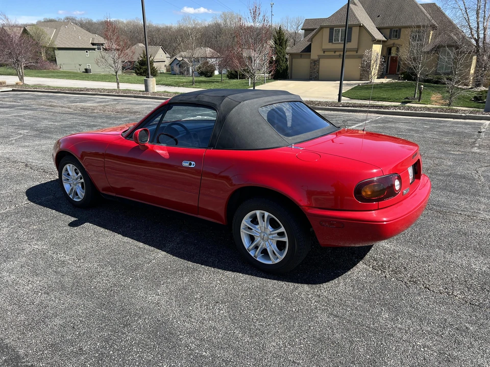 1993 Mazda NA MX-5 Miata - Image 19 of 31