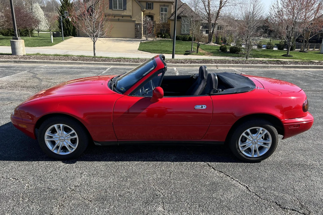 1993 Mazda NA MX-5 Miata - Image 3 of 31