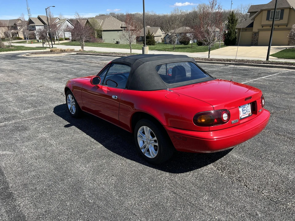 1993 Mazda NA MX-5 Miata - Image 20 of 31