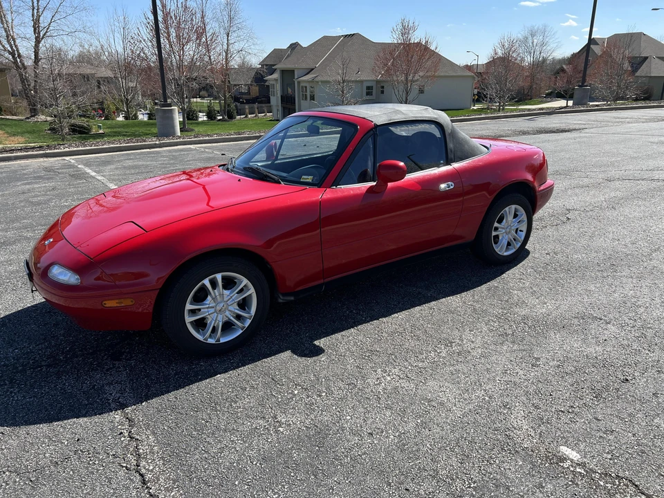 1993 Mazda NA MX-5 Miata - Image 15 of 31