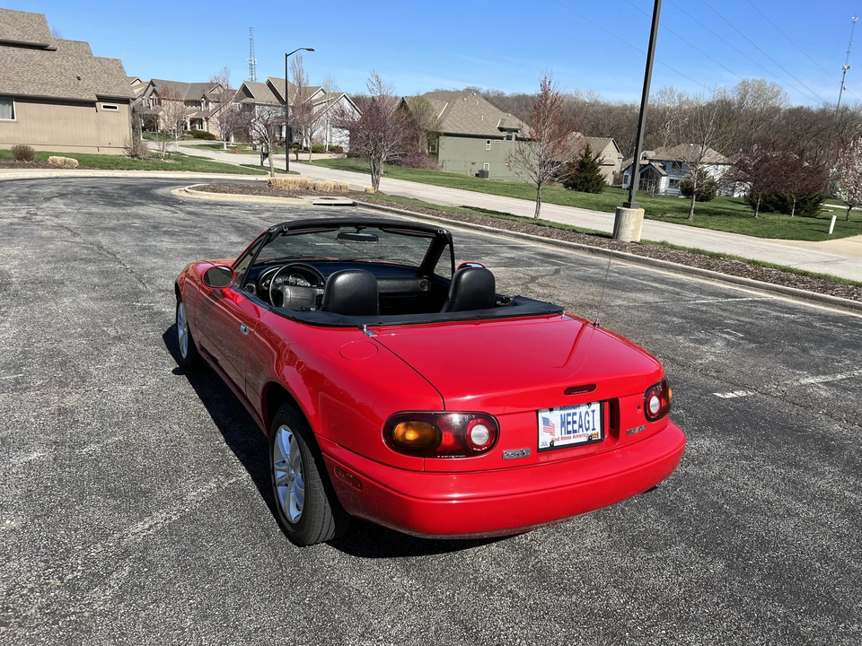 1993 Mazda NA MX-5 Miata - Image 9 of 31