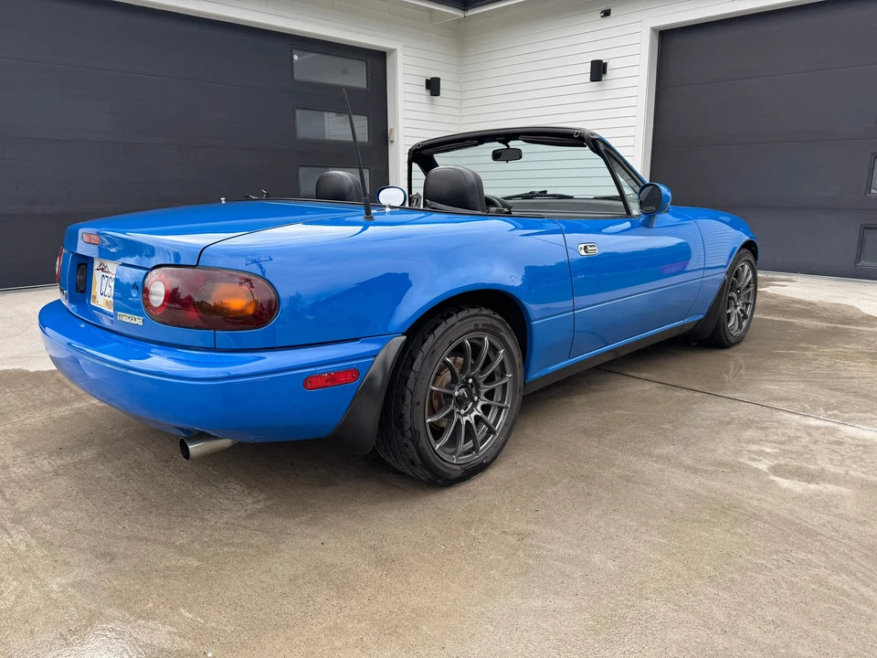1993 Mazda NA MX-5 Miata - Image 24 of 31