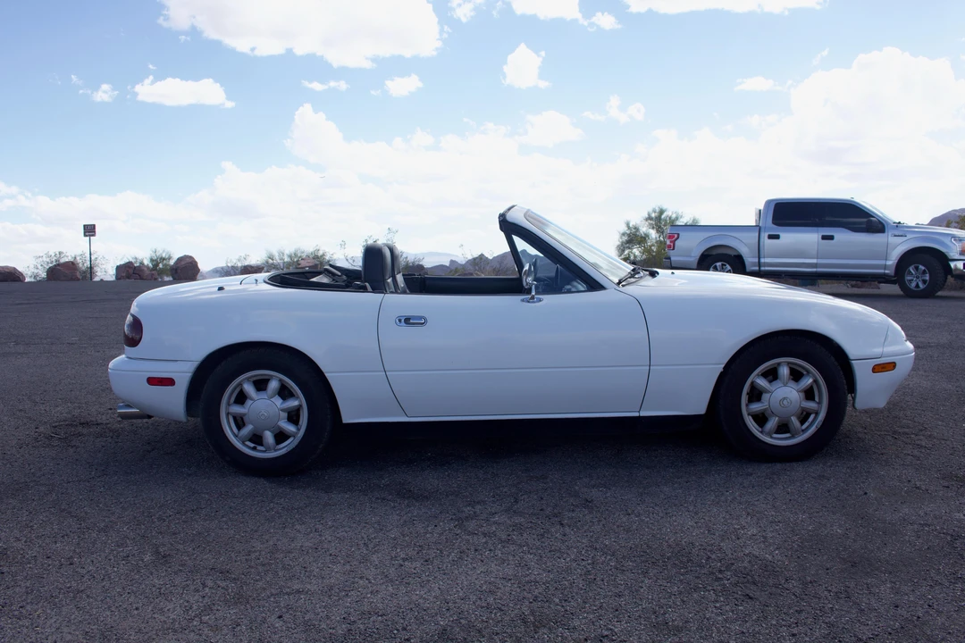 1993 Mazda NA MX-5 Miata - Image 15 of 31