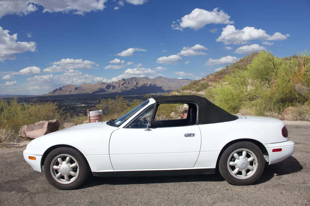 1993 Mazda NA MX-5 Miata - Image 19 of 31
