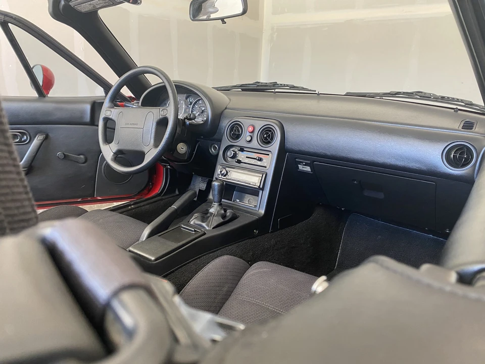 1993 Mazda NA MX-5 Miata - Image 29 of 31