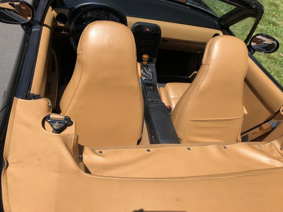 1993 Mazda NA MX-5 Miata - Image 28 of 31