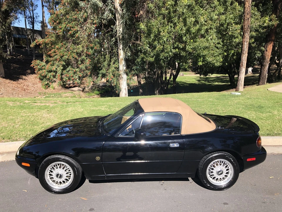 1993 Mazda NA MX-5 Miata - Image 4 of 31