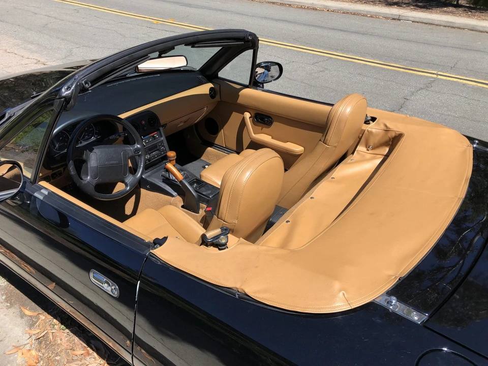 1993 Mazda NA MX-5 Miata - Image 24 of 31