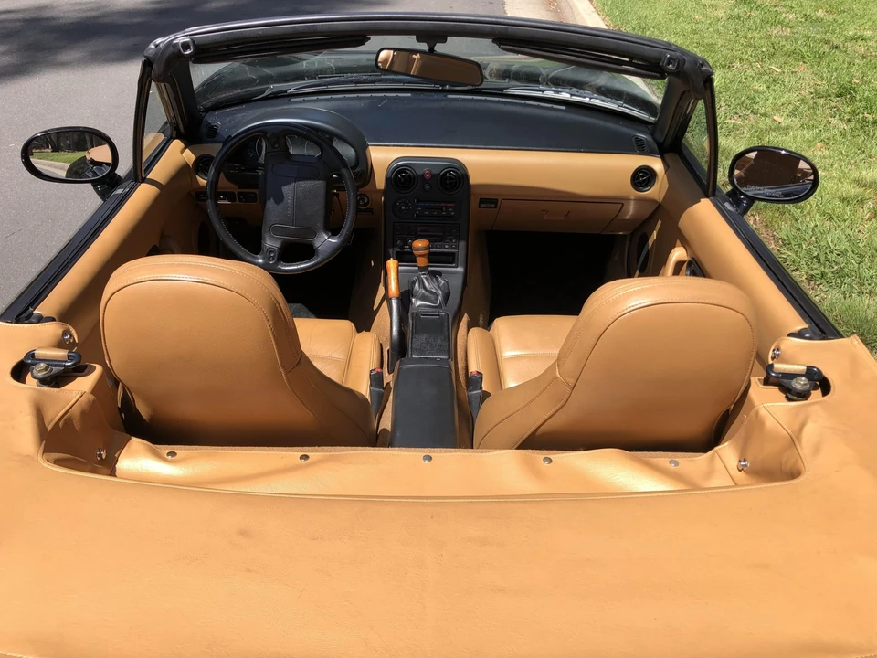 1993 Mazda NA MX-5 Miata - Image 18 of 31