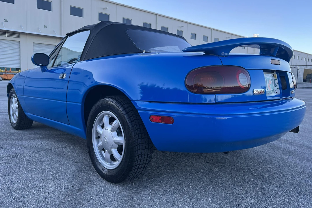 1993 Mazda NA MX-5 Miata - Image 4 of 31