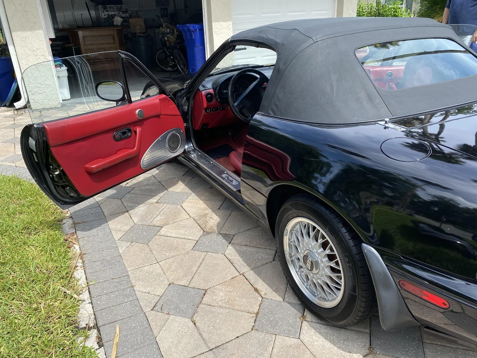 1993 Mazda NA MX-5 Miata - Image 10 of 31