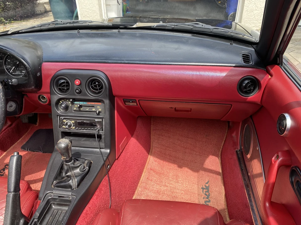 1993 Mazda NA MX-5 Miata - Image 29 of 31
