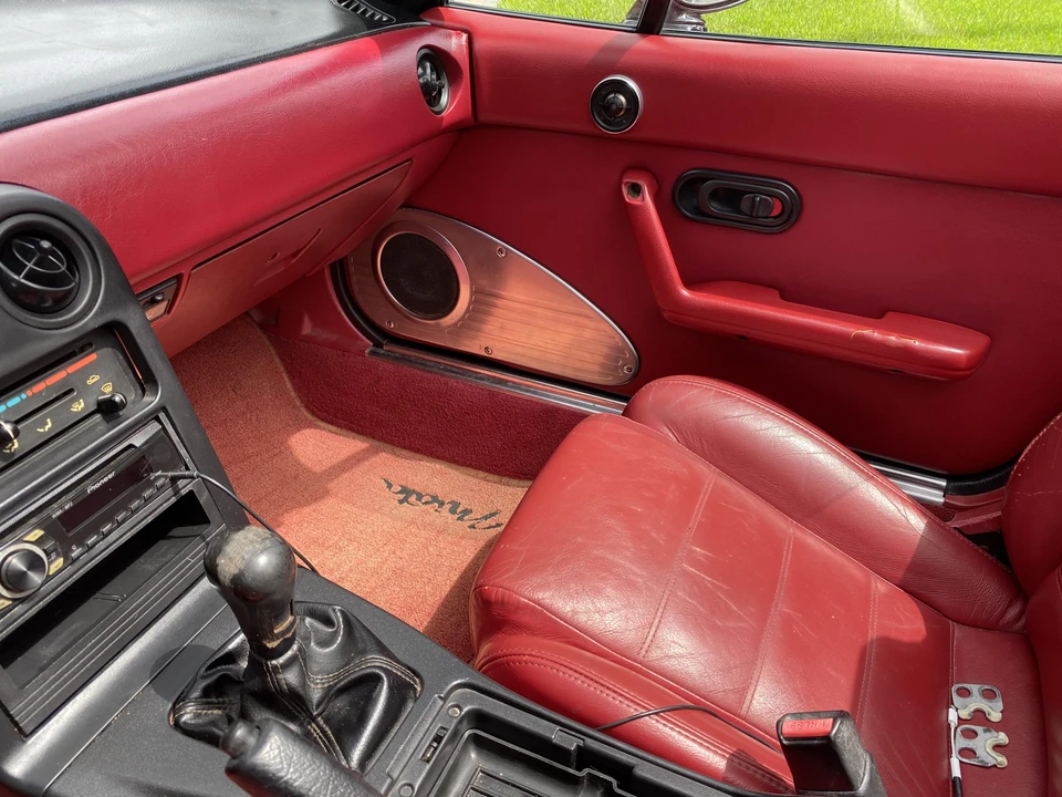 1993 Mazda NA MX-5 Miata - Image 25 of 31