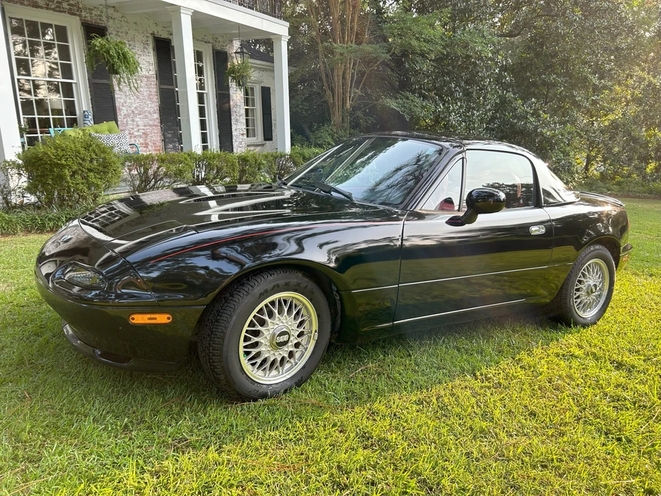 1993 Mazda NA MX-5 Miata - Image 2 of 31