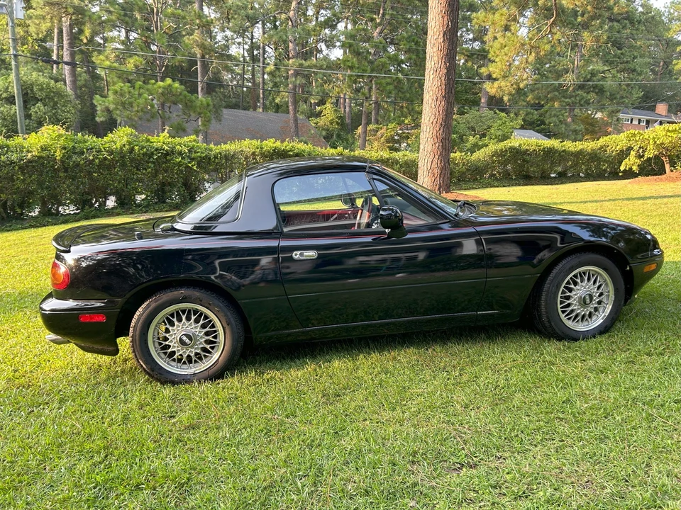 1993 Mazda NA MX-5 Miata - Image 9 of 31