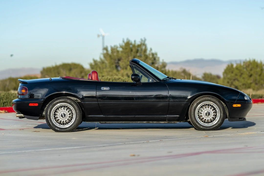 1993 Mazda NA MX-5 Miata - Image 4 of 31