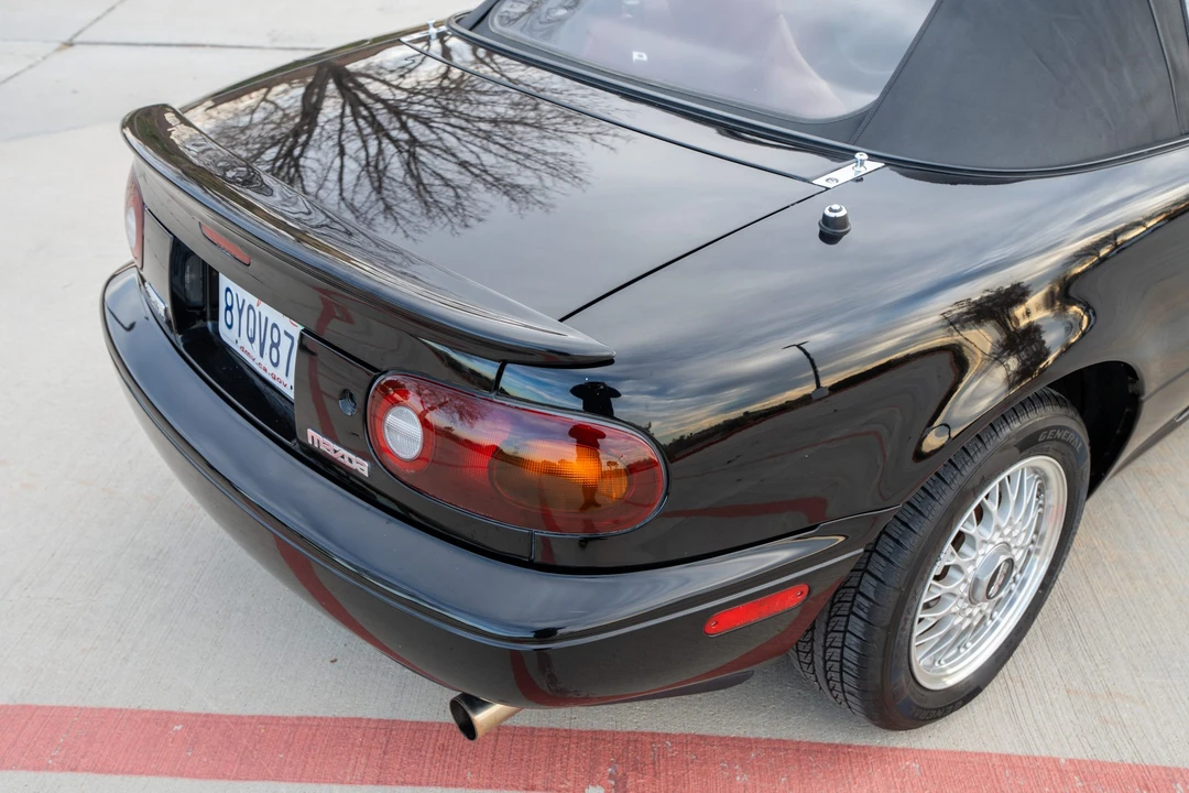 1993 Mazda NA MX-5 Miata - Image 26 of 31