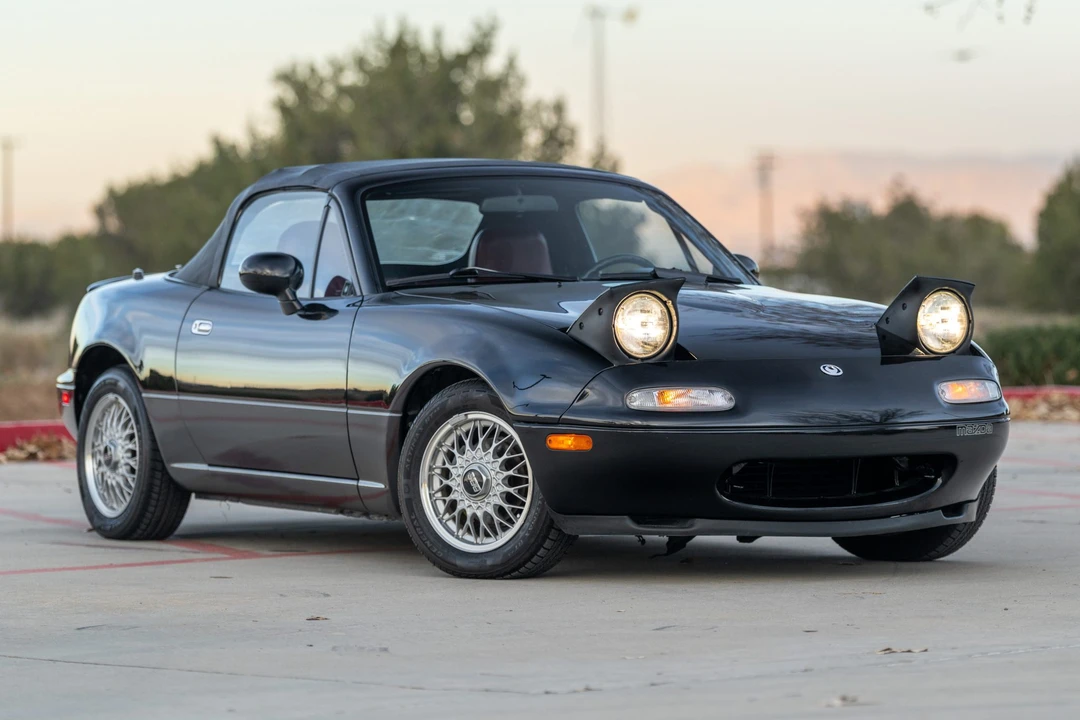 1993 Mazda NA MX-5 Miata - Image 10 of 31