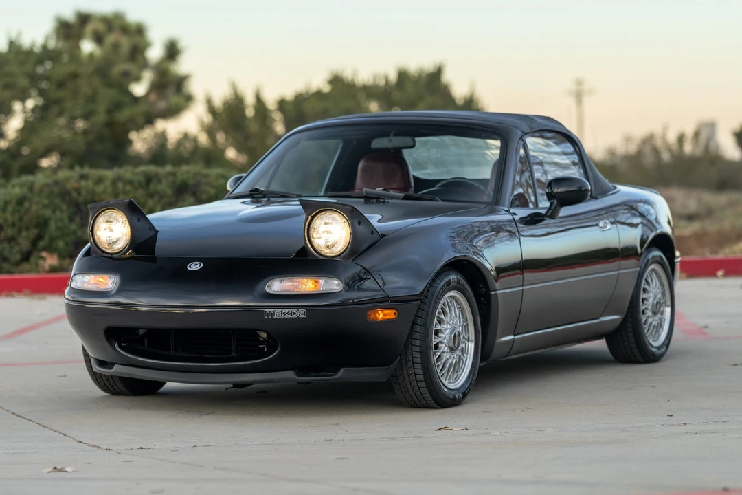 1993 Mazda NA MX-5 Miata - Image 16 of 31