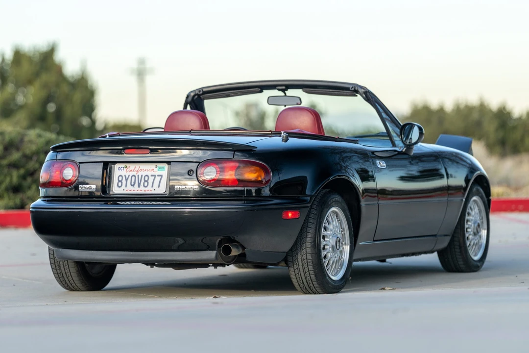 1993 Mazda NA MX-5 Miata - Image 5 of 31