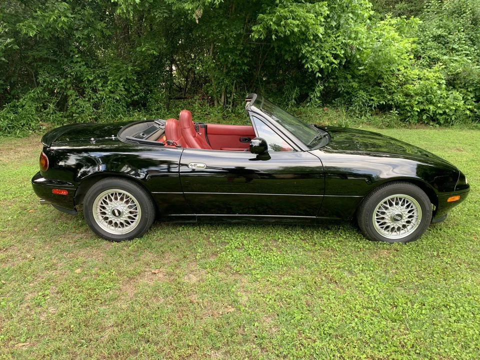 1993 Mazda NA MX-5 Miata - Image 8 of 31