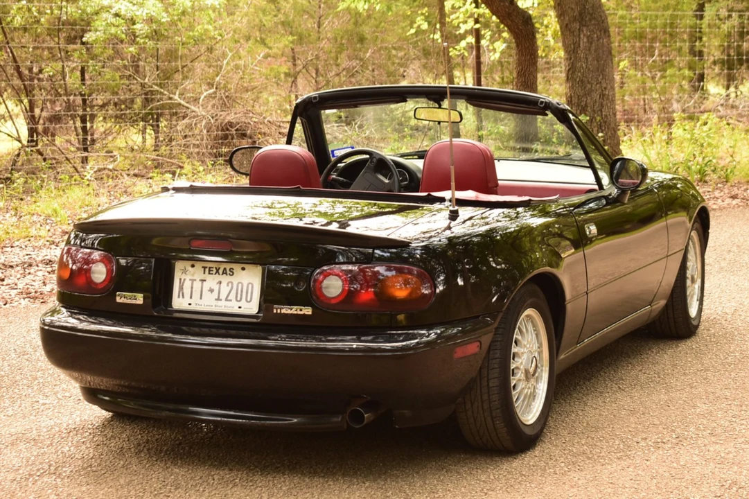 1993 Mazda NA MX-5 Miata - Image 10 of 31