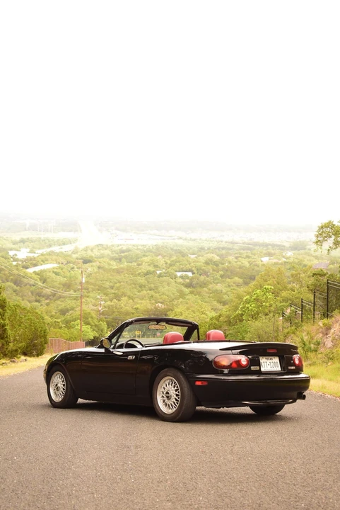 1993 Mazda NA MX-5 Miata - Image 19 of 31