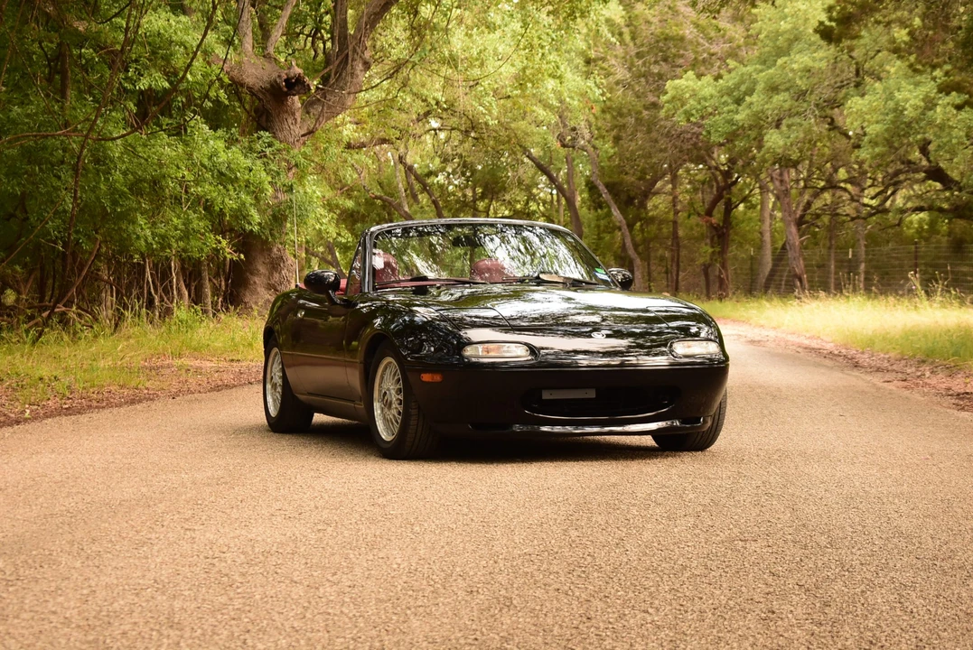 1993 Mazda NA MX-5 Miata - Image 5 of 31
