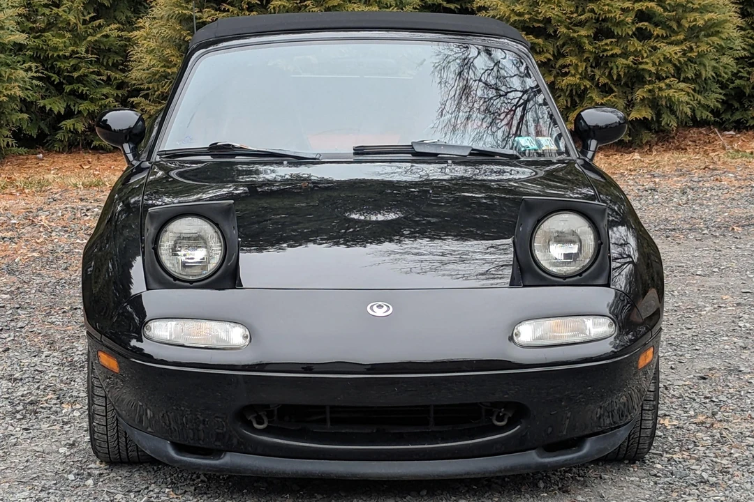 1993 Mazda NA MX-5 Miata - Image 2 of 31