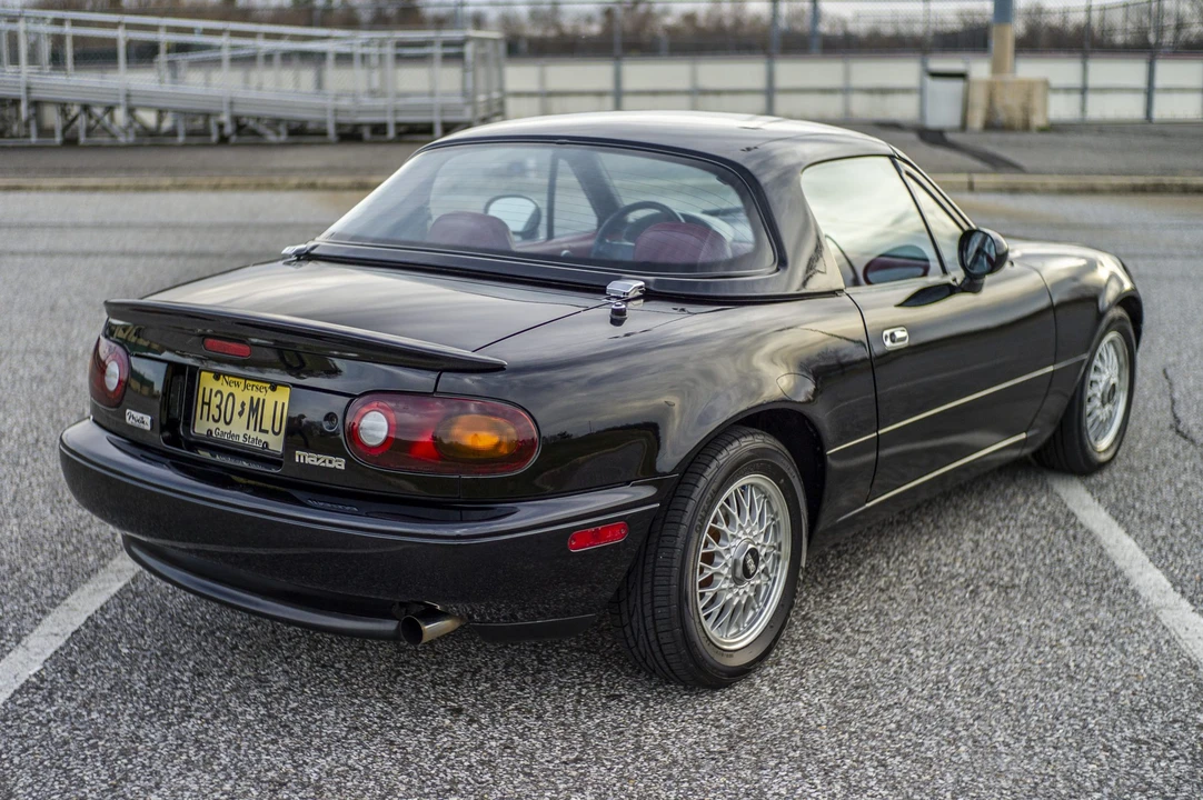 1993 Mazda NA MX-5 Miata - Image 17 of 31