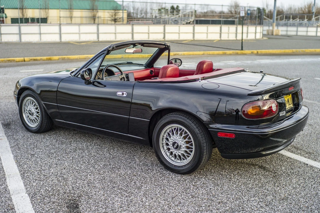 1993 Mazda NA MX-5 Miata - Image 12 of 31