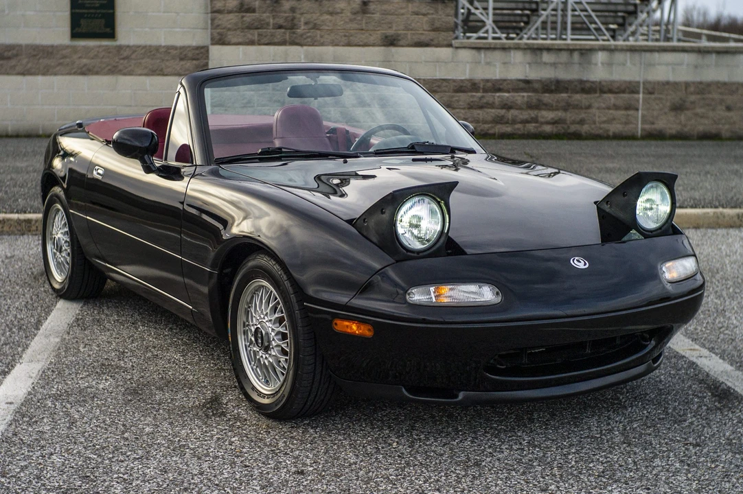 1993 Mazda NA MX-5 Miata - Image 6 of 31