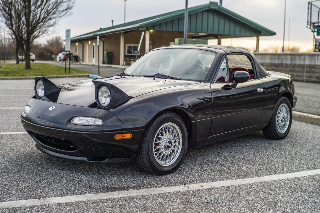 1993 Mazda NA MX-5 Miata - Image 26 of 31