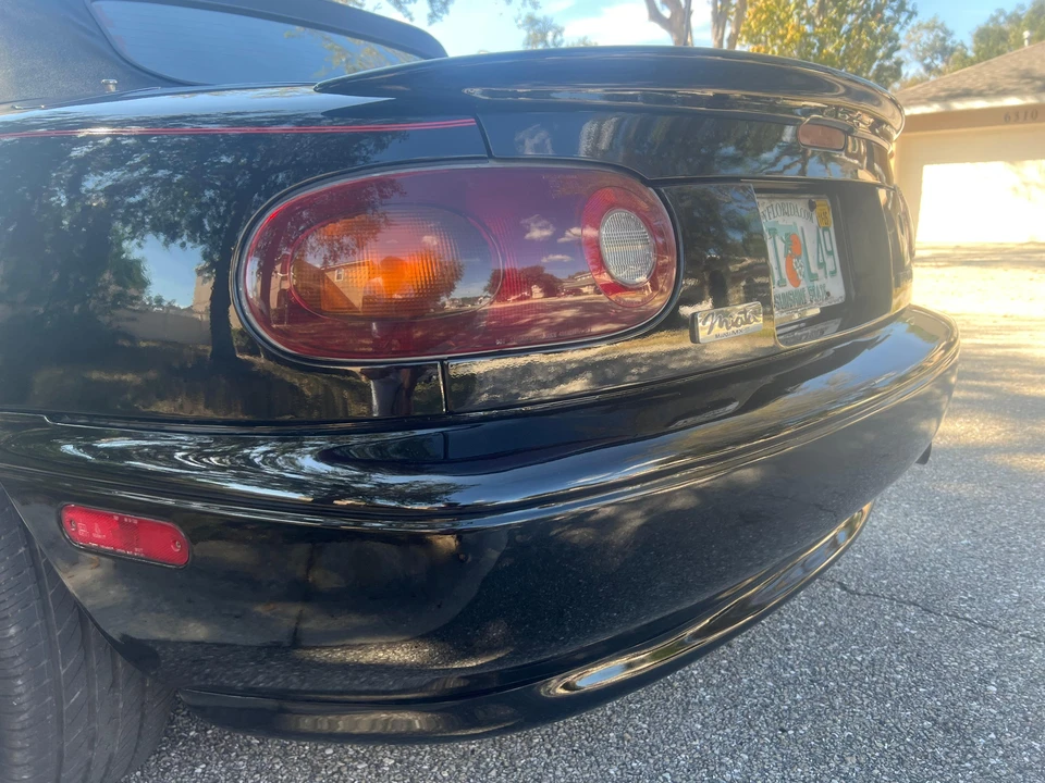 1993 Mazda NA MX-5 Miata - Image 16 of 31