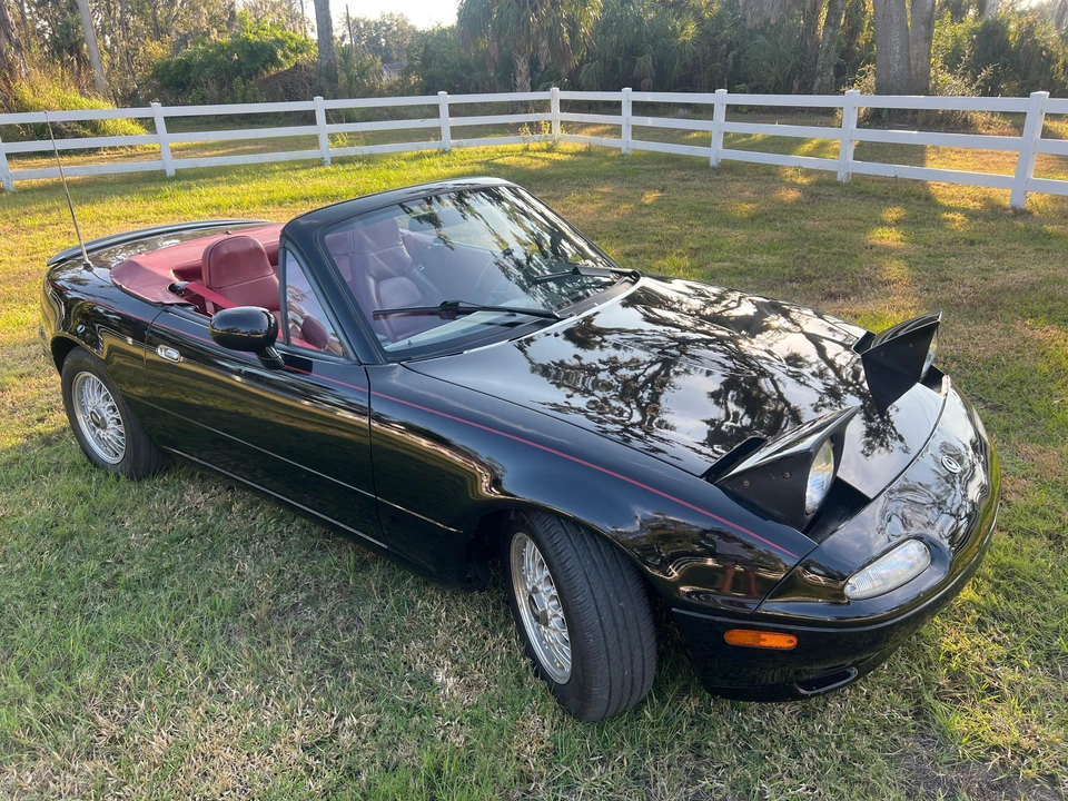 1993 Mazda NA MX-5 Miata - Image 11 of 31