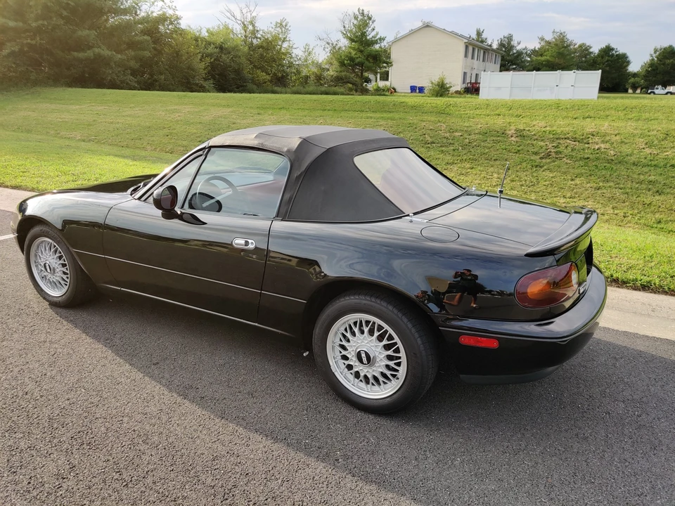 1993 Mazda NA MX-5 Miata - Image 27 of 31