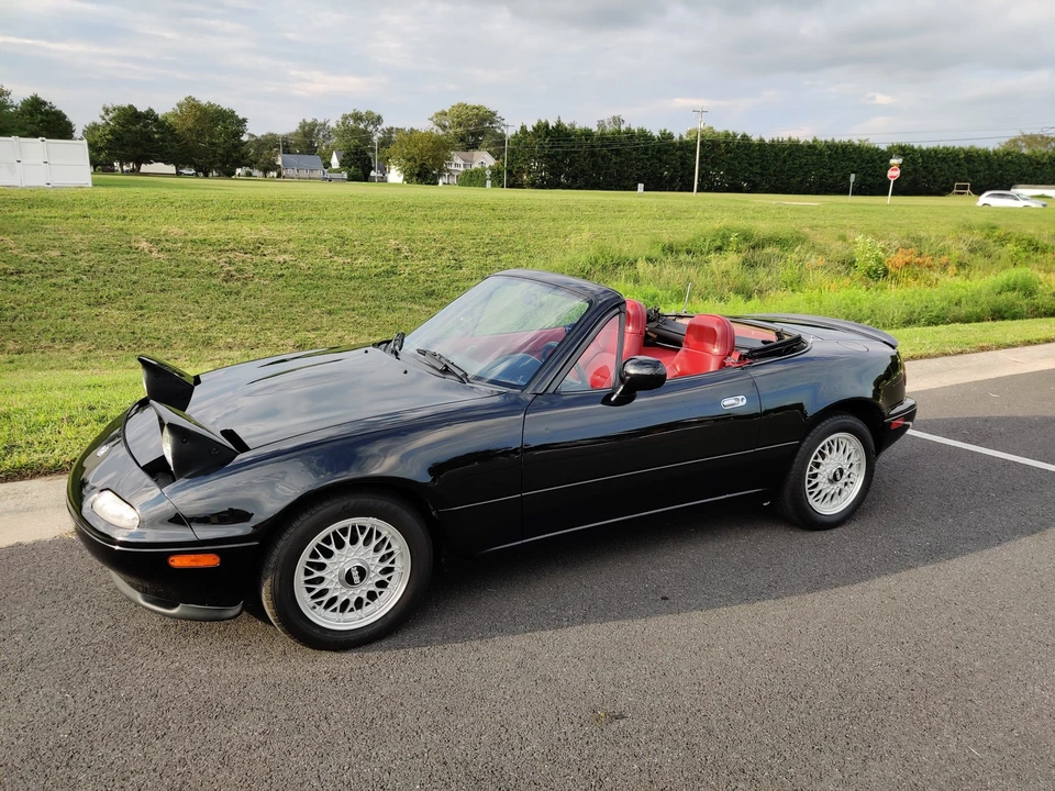 1993 Mazda NA MX-5 Miata - Image 9 of 31