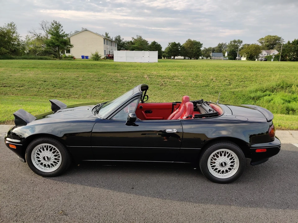 1993 Mazda NA MX-5 Miata - Image 8 of 31