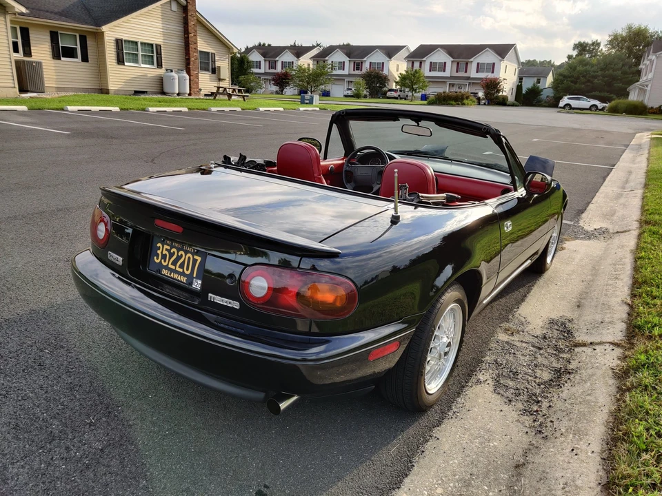 1993 Mazda NA MX-5 Miata - Image 4 of 31