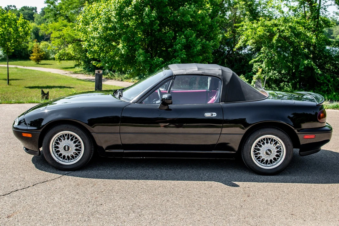 1993 Mazda NA MX-5 Miata - Image 14 of 31