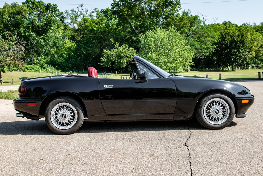 1993 Mazda NA MX-5 Miata - Image 3 of 31