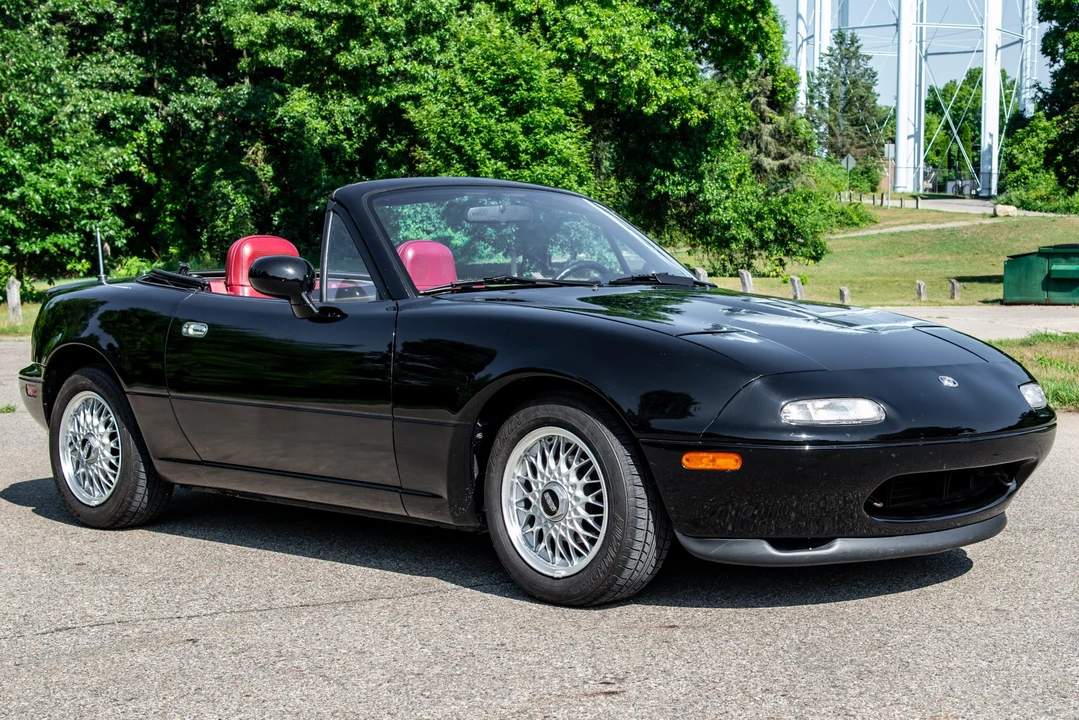 1993 Mazda NA MX-5 Miata - Image 2 of 31